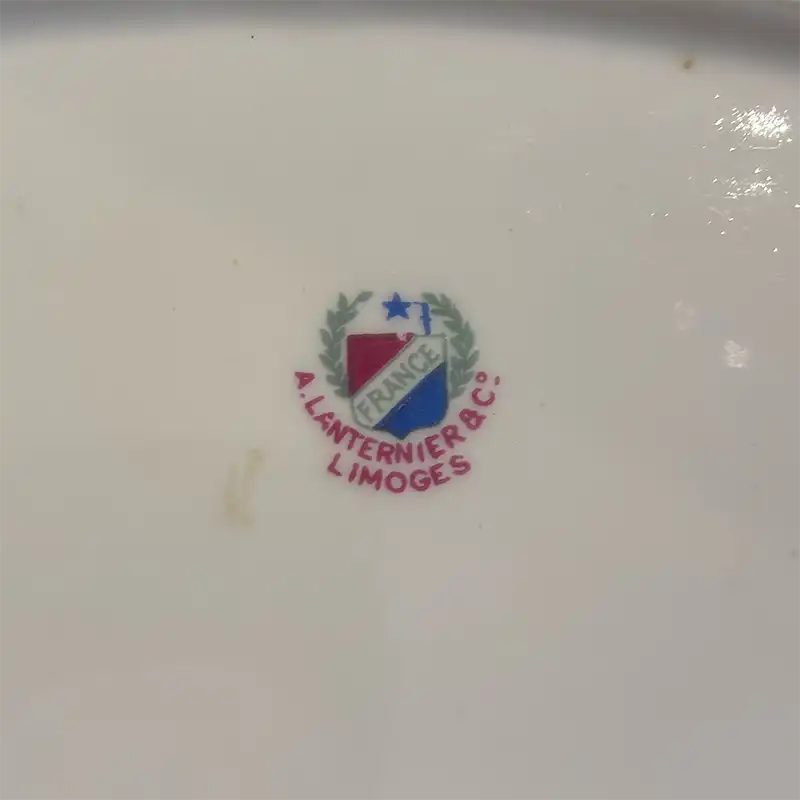 plat-oval-porcelaine Plat oval en porcelaine vintage