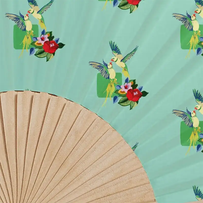 Eventail artisanal en bois de bouleau turquoise