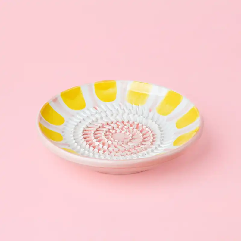 Assiette râpe ail artisanale en céramique