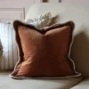 housse-coussin-rouille-1 Housse de coussin rouille avec bord festonné